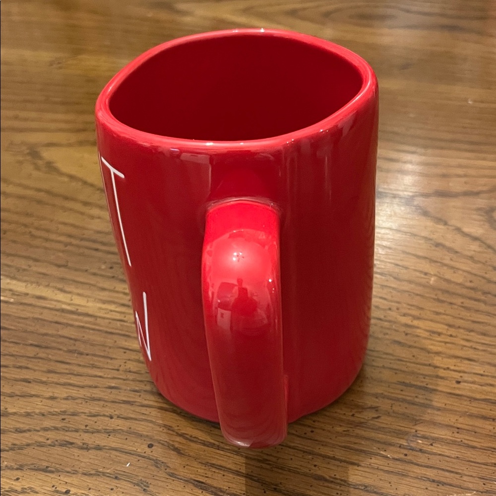 Red Ceramic Mug - Let It Snow - Picture 4 of 8